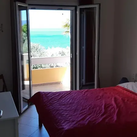 Alexis Lefkas Apartment Nikiana